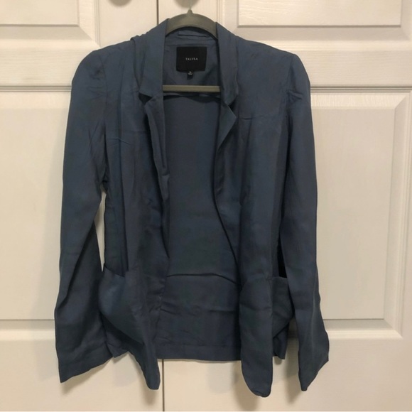NWOT ARITZIA TALULA Blue Blazer - Picture 1 of 5